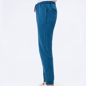 Joggers lavés à séchage rapide en éponge française bleue de haute qualité pour hommes pantalons pour hommes respirants poignets côtelés avec poche zippée - Product Image 2