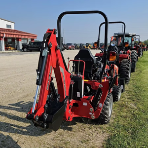 El tractor de carga frontal Massey Ferguson 1GC.25 viene con otros implementos - Product Image 3