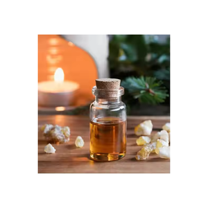 Aceite de incienso de grado cosmético al por mayor 100% extraído y natural para el cuidado de la piel - Product Image 1