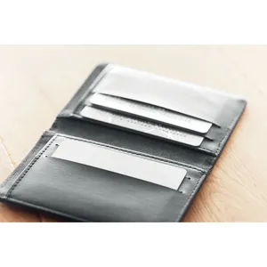 CUSTOS Gadgets personnalisés, Cordons anti-écrémage RFID, Cordons en silicone personnalisés - Product Image 2