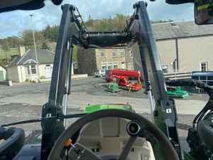 Modelo de Tractor John Deere 6140M 4X4 en Venta / Tractor Multifuncional de 140HP con Aire Acondicionado y Cabina, Totalmente Funcional y Listo para Enviar - Product Image 2