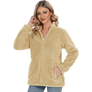 Recién llegado, venta al por mayor, abrigo de invierno, chaquetas cálidas de felpa de ocio, chaqueta de lana de Sherpa recortada con cuello levantado para mujer - Product Image 4