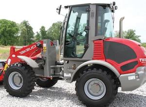 Chargeuse sur pneus compacte Takeuchi TW80-2 avec broyeur forestier, chargeuse sur chenilles de 5 tonnes pour le défrichement et le chargement de grumes - Product Image 3