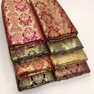 Tissu en soie brocart Banarasi de luxe, jacquard tissé, motif géométrique abstrait, résistant à l'abrasion, pour robes de mariée et tenues pour filles, vente en gros - Product Image 2