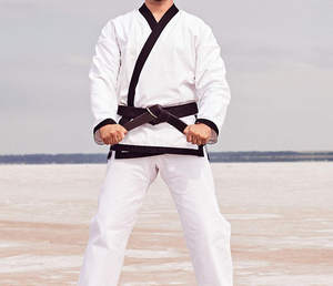 Uniformes de maître jiu jitsu brésiliens, uniformes d'arts martiaux personnalisés avec tissu léger 100% coton à bas prix - Product Image 6