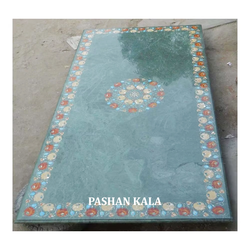 สีเขียว