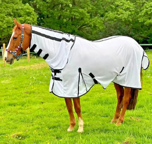 Tapis de cheval d'hiver sur mesure de la meilleure qualité Tissu polyester léger respirant et imperméable - Product Image 5