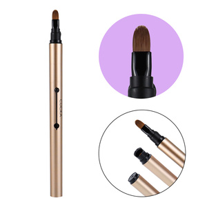 Pinceau à lèvres automatique à une touche CLIKA, or champagne LM102, 7 900, 12 000 consommateurs - Product Image 2