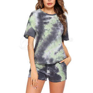 Nouveautés été Ensemble t-shirt et short à tricoter deux pièces, décontracté et teint par cravate, au-dessus du genou, streetwear à motif uni pour femmes - Product Image 3
