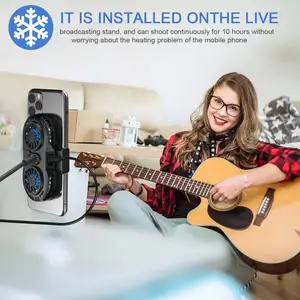 TIKTOK Live Streaming Outdoor Vlog Gaming Semiconductor Heatsink Cooling Clip Cellphone Silent Fan Radiator Cell Phone Cooler