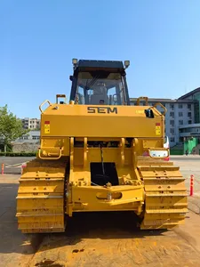 รถดันดินตีนตะขาบ SEM 832F สีเหลือง ความจุในการดันดิน 8.6 ลูกบาศก์เมตร เครื่องจักรงานหนักสำหรับงานก่อสร้างถนนและการเคลียร์พื้นที่ - Product Image 3