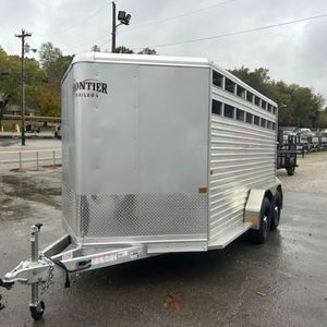 Remorque pour bétail 2026, 14 pieds 7 pouces avec caisse de 12 pieds, corps en acier robuste pour un transport sûr du bétail et des animaux, utilisation à la ferme et au ranch - Product Image 1