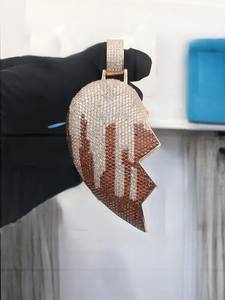 Colgante de Corazón Roto con Incrustaciones de Moissanita Roja y Blanca, Chapado en Plata y Plata 925, Estilo Hip Hop, Unisex - Product Image 3