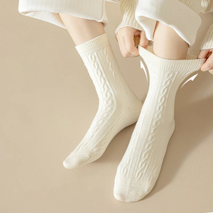 Wholesale High Quality Cotton <b>Socks</b> <b>Winter</b> Thicken Warm Jacquard Knitted Solid <b>Socks</b> for Ladies - Product Image 3