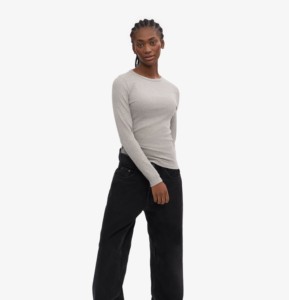 Venta al por mayor transpirable personalizado 100% algodón mujeres camisetas mujeres Crop Top camisas mujeres manga larga Slim Fit camisetas - Product Image 3