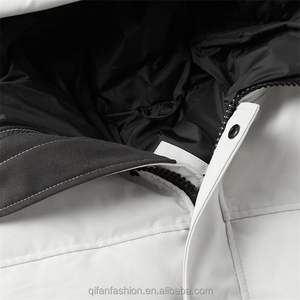 Veste en duvet à bulles à col montant pour hommes personnalisée coupe-vent de couleur blanche unie - Product Image 6