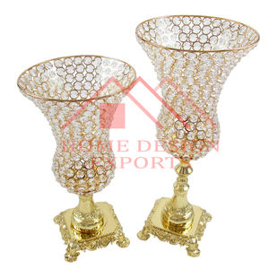 Base en métal fini argenté et bougeoir en métal design cristal Bougie décorative pour la maison-Hurricane - Product Image 5