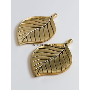 Factory Direct Supply Best Quality <b>Epoxy</b> <b>Resin</b> Made Gold Edges Attractive Look Set Of 4 Coffee <b>Table</b> Decoration Coasters Supply - Product Image 6