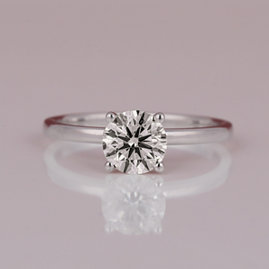 Anillo de Compromiso de Oro Sólido de 18 Quilates con Corte Redondo, Estilo Clásico de Lujo con Diamante de Corte Redondo Cultivado en Laboratorio, Anillo para Regalo de Cumpleaños - Product Image 1
