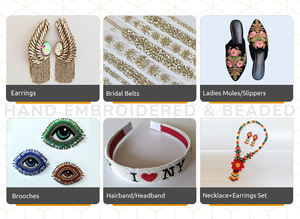 Comerciante de Renombre Vende Adornos Navideños Colgantes en Forma de Murciélago, Hechos a Mano y Personalizables, para Decoración del Hogar - Product Image 6