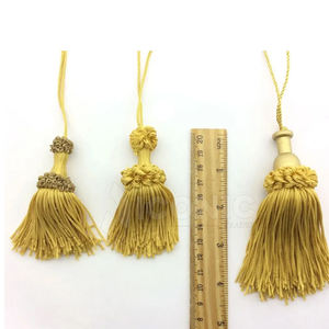 Material duradero Etiqueta privada Borla Bajo MOQ Superventas Borla Calidad Premium Borla al por mayor - Product Image 5