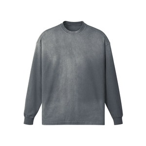 Sweat-shirt au look vintage avec effet délavé et mélange de coton doux - Product Image 4