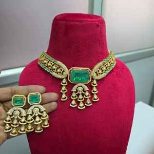 Ensemble de collier ras du cou de qualité supérieure, finition luxueuse, idéal pour les soirées, les mariages, les occasions festives, magnifique ensemble de bijoux de mariée - Product Image 5