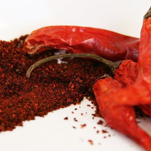 Chile Rojo en polvo a granel suministro de fábrica de vacaciones - Product Image 1