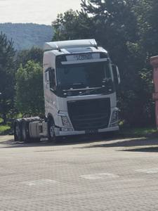 Camion Volvo FH 500 d'occasion, année 2020, 738 300 km, 460 ch, 10 837 cm³, diesel, Euro 6, transmission automatique 6x2 - Product Image 3