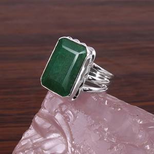 Vente en gros de bijoux fins de mariage romantique en argent Sterling 925 unisexe teints en béryl émeraude fabriqués à la main d'une seule pièce en pierre conçue - Product Image 3