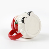 Tasse à café en céramique peinte à la main rouge et verte, gnomes sans visage, décoration de Noël, gnome de Noël, décoration