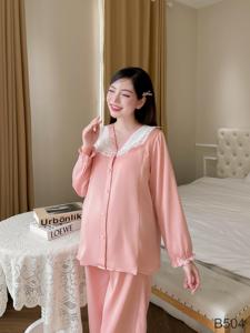 L'ensemble de maternité et post-partum est conçu avec un col claudine en soie B504 Tissu confortable non décoloré Logo personnalisé - Product Image 4