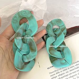 Pendientes colgantes de acrílico de resina verde, pendientes de gota hechos a mano ligeros para mujer, moda informal, colecciones de joyería de declaración - Product Image 3