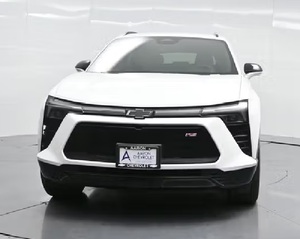 เชฟโรเลต เบลเซอร์ อีวี อาร์เอส ปี 2024 สภาพดี ใช้งานน้อย พร้อมระบบขับเคลื่อน 1RS eAWD ทั้งซ้ายและขวา - Product Image 1