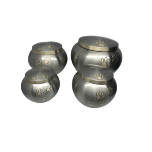 Urne de crémation Odyssey en laiton massif souvenir urnes de cendres attractives structurées patte gravée urne de cendres funéraires haut tendance - Product Image 1