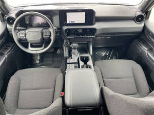 Toyota Land Cruiser d'occasion 2024 - Product Image 2