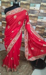 Saree en soie brodée vêtements indiens et pakistanais - Product Image 2