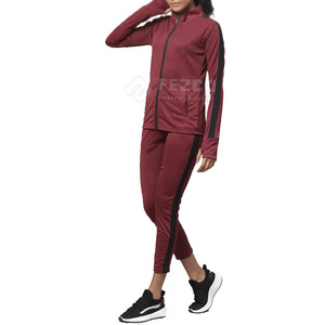 Ensemble de survêtement à capuche en molleton 100 % coton personnalisable pour femme - Collection Hiver - Product Image 2