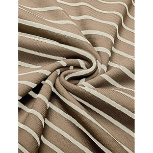 Camisas Polo de punto suave Premium de manga corta para hombre recién diseñadas a precios al por mayor Logos bordados personalizados para hombre - Product Image 3