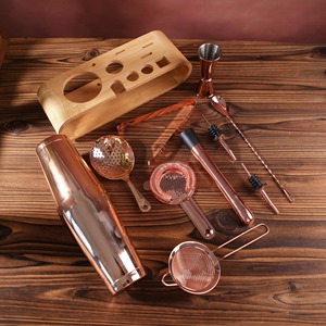 Support à bar en bois élégant, finition cuivre, parfait pour les accessoires à vin et à cocktails, pour bar à domicile, cuisine et bureau, articles de bar en provenance d'Inde. - Product Image 6