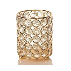 Portavelas de metal hecho a mano con aspecto clásico Vintage para el ambiente romántico de cualquier habitación - Product Image 3