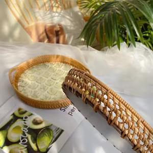 Cesta de almacenamiento de pan portátil creativa de estilo de lujo ligero nórdico de Vietnam bandeja ovalada verde diseño de mimbre tejido de concha de ratán - Product Image 4