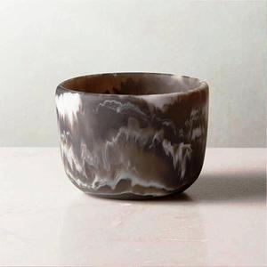 ชามและจานเรซิ่นอินเดียขัดเงาทำมือ ดีไซน์ไม่ซ้ำใคร พร้อมใช้สำหรับงานเลี้ยง  เป็นมิตรกับสิ่งแวดล้อม - Product Image 1