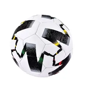 Bola Sepak Bola ukuran dewasa sublimasi baru/produsen pabrik bola sepak uniseks cetak Logo kustom untuk latihan