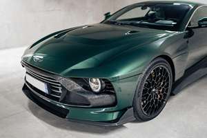 Coupé d'occasion 2024, propulsion arrière, turbo, cuir, régulateur de vitesse adaptatif, jantes 19 pouces, boîte manuelle, conduite à gauche, couleur foncée, sans accident, prêt à être expédié. - Product Image 2