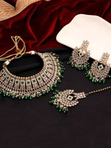 Conjunto de collares gargantilla con abalorio cuadrado de aspecto de boda - Product Image 2