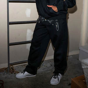 Pantalones Deportivos con Pedrería al por Mayor, Precio Bajo, Alta Calidad, Servicio OEM, Logotipo Personalizado, Alta Demanda - Product Image 4