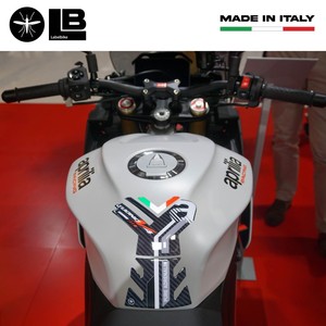 Adesivi Protettivi 3D Personalizzati per Serbatoio Aprilia Tuono V4 1100 2021-2025, Compatibili con Logo per Uso Decorativo - Product Image 3