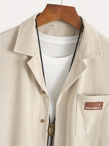 ชุดสองชิ้นเสื้อเชิ้ตแขนสั้นและกางเกงขาสั้นสำหรับผู้ชายชุดสองชิ้นแบบลำลองฤดูร้อนสีเบจ - Product Image 4