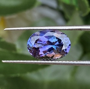 Tanzanita Azul de 2.56 Quilates, Corte Ovalado, Excelente, Natural, Sin Calentar, Color Limpio, Cambio de Color por Calor, Piedras Preciosas Sueltas - Product Image 6